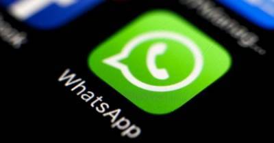 Пользователей WhatsApp обязали делиться данными с Facebook