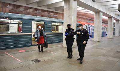 Московский транспорт назвали самым опасным местом во время пандемии коронавируса