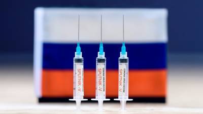 Российские вакцины должны справиться и с британским штаммом