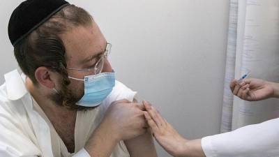 Израиль собирается завершить вакцинацию до конца марта