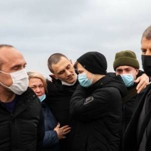 Украинские моряки, освобожденные из ливийской тюрьмы, вернулись домой