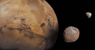 Загадочное колебание смещает полюса Марса, - исследование