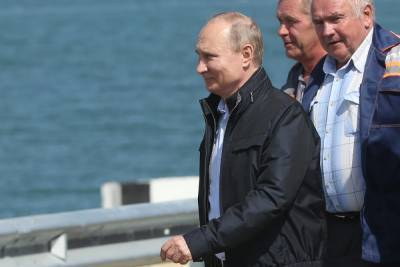 Бред Киева: Путин может вернуть Крым Украине за месяц