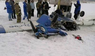 Три человека погибли при крушении частного самолета в Ленобласти