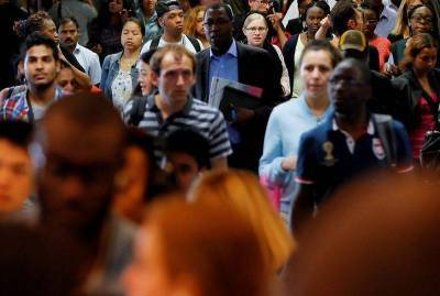 Число рабочих мест в США в декабре снизилось на 140 тыс., безработица осталась на уровне 6,7%