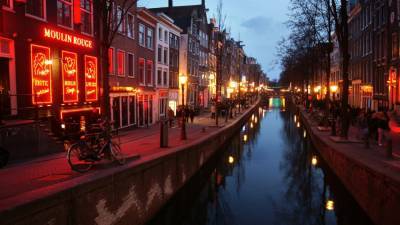 Мэр Амстердама хочет запретить продажу наркотиков иностранным туристам