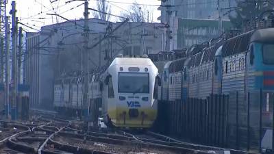 Локдаун в Украине: как ограничения отразятся на движении поездов - заявление "Укрзализныци"