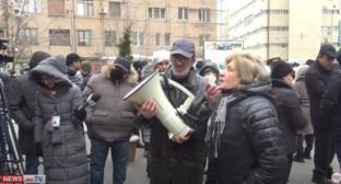 Армянские активисты выступили против новых соглашений с Азербайджаном