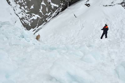 На российском горнолыжном курорте сошла лавина