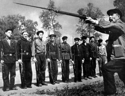 Каким был курс молодого бойца у красноармейцев в 1941 году
