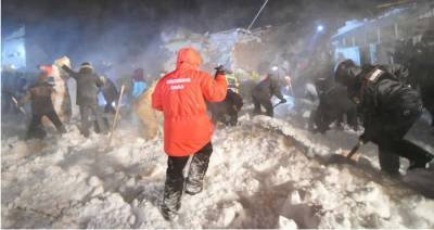 Два человека стали жертвами схода лавины в Норильске