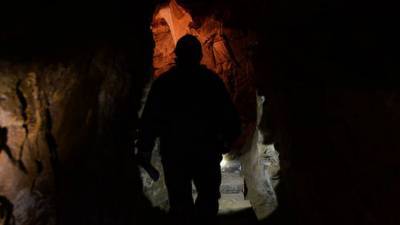 Двести горняков эвакуируют из-за пожара на шахте в Кузбассе