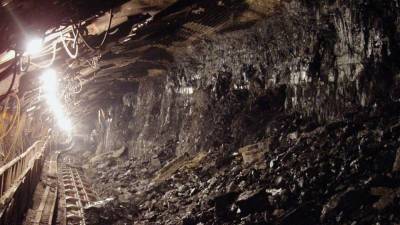 Спасатели эвакуировали почти 200 горняков из шахты "Шерегешская"