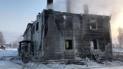Четыре человека погибли при пожаре в жилом доме под Архангельском