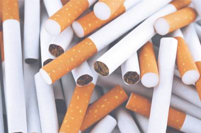"С легкостью": В Минздраве рассказали, где во время локдауна можно купить сигареты