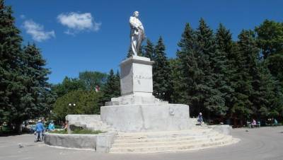 В Ржеве Тверской области обсуждают снос памятника Ленину