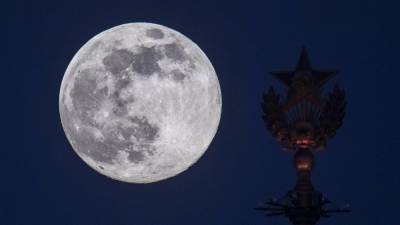 Россия впервые отправит космонавтов на облет Луны в 2028 году