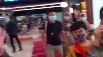 Появилось видео с пассажирами самолета Sriwijaya Air перед крушением