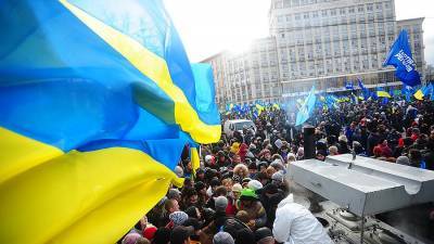 Оппозиция Украины призвала переоценить «евромайдан» после штурма Капитолия