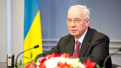 Азаров рекомендует украинцам готовиться к тяжелому году
