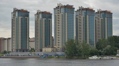 Сильную переоценку объектов зафиксировали на рынке жилья в Петербурге