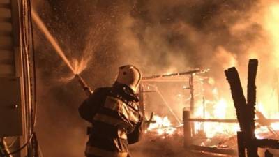 СК возбудил уголовное дело по факту гибели семи человек в пожаре под Тюменью