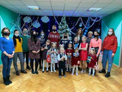 Итоги благотворительной акции «Чудеса на Рождество» в Гродно: поздравления и подарки получили более 160 детей