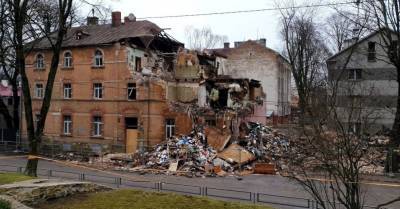 Жильцы взорвавшегося дома в Агенскалнсе смогли забрать свои вещи
