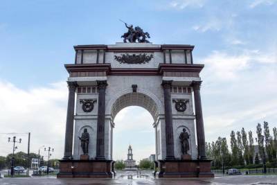 Курскую Триумфальную арку ждет ремонт за 13 млн рублей