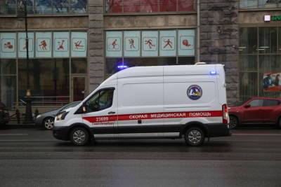 В Петербурге развернули почти тысячу коек для пациентов с коронавирусом