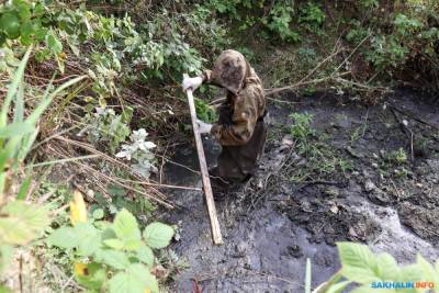 Фекалии в Ново-Александровске годами загрязняют реку и лес