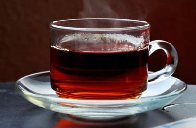 Диетолог Королева предупредила о вреде горячего чая при простуде