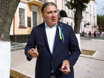 Саакашвили сообщил о приезде в Грузию, где он приговорен к двум тюремным срокам