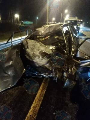 На трассе «Кола» погиб водитель легковушки после столкновения с грузовиком – фото