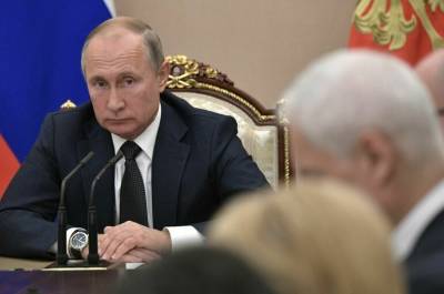 Путин поручил уточнить критерии формирования поселений
