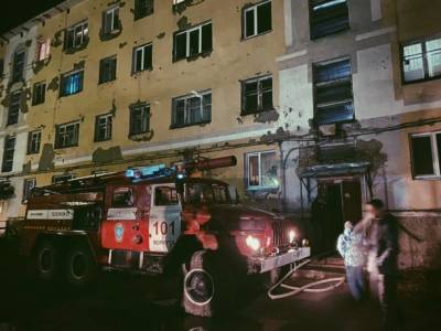 В Воркуте пожарные спасли пять человек