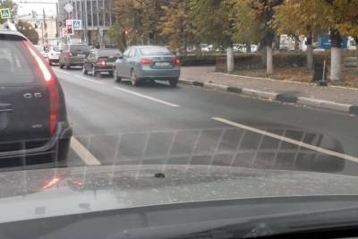 Тверские автомобилисты жалуются на скользкую дорогу
