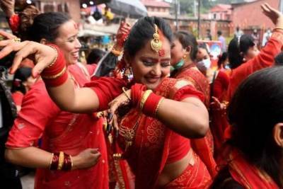 Фестиваль замужних женщин Teej в Непале - skuke.net - Непал - Катманду