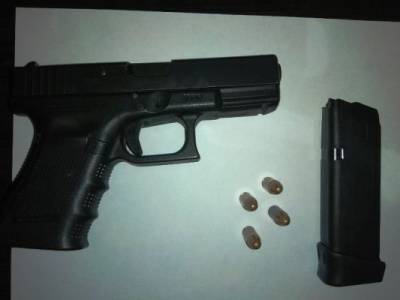 Милиция Абхазии нашла брошенный на улице пистолет депутата