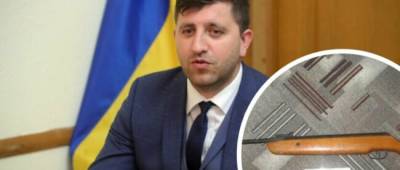 В Киеве обстреляли авто главы Госархивной службы, ранен водитель