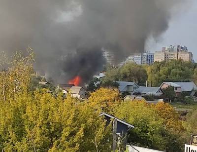 На улице Боголюбова в Рязани произошёл крупный пожар