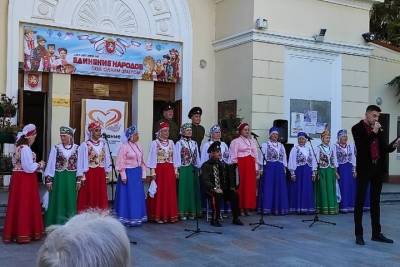 Из Татарстана в Крым: в Гурзуфе прошло мероприятие «Единение народов под одним шатром»