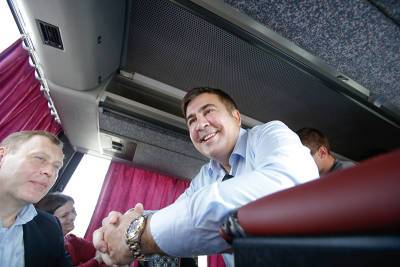 Премьер Грузии отшутился по поводу "возвращения" Саакашвили