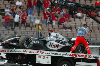 Семь гонок, в которых McLaren упустила верную победу