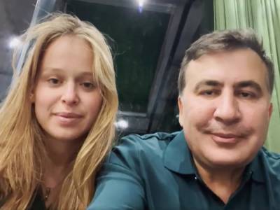 "Мы вместе и любим друг друга". Ясько опубликовала видео с Саакашвили, записанное накануне его уезда в Грузию