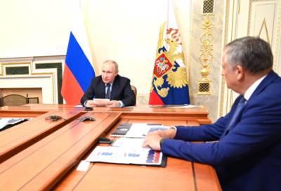 Владимир Путин поддержал предложения губернатора Ленобласти по развитию транспортной сети региона