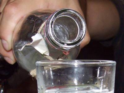 Число погибших в результате отравления суррогатным алкоголем в России выросло до 30