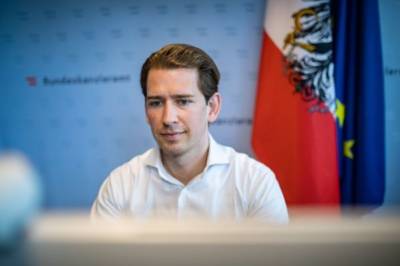 Канцлер Австрии подал в отставку из-за расследования против него