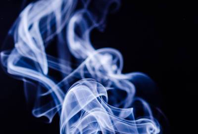 Замглавы Минздрава предупредил, что у курящих родителей дети болеют чаще