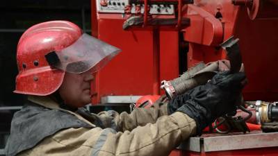 В МЧС сообщили о ликвидации пожара в жилом доме в Петербурге